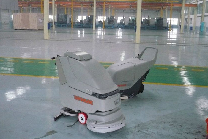 工廠(chǎng)用手推式洗地機(jī)50B